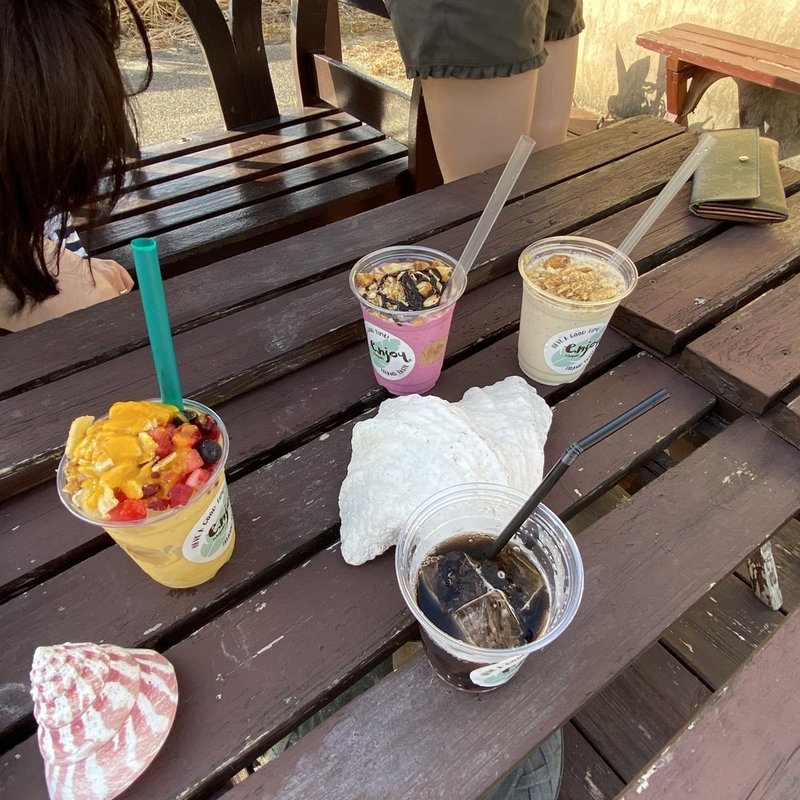 マンゴーとベリーのスムージー(スムージーのお店「ちゅらっと。　enjoy」)