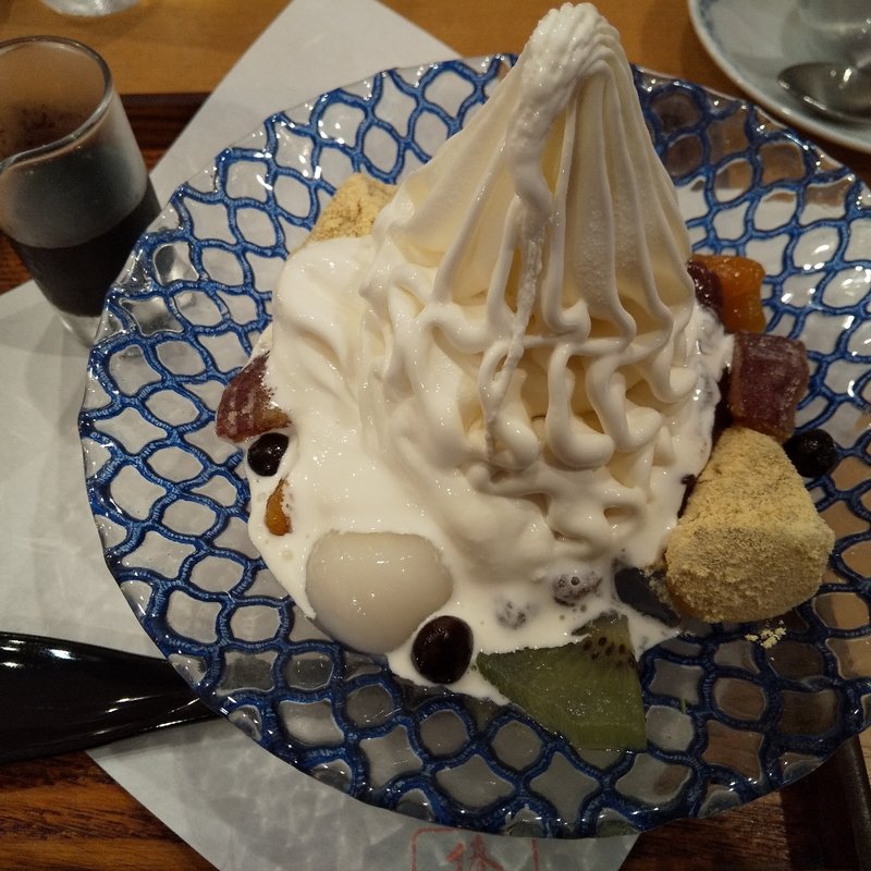 クレミアクリームあんみつ(自家焙煎椿屋珈琲店 池上店)