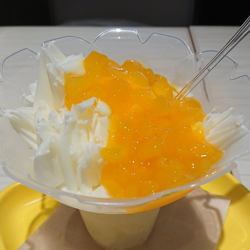 シルキースノーアイス 【マンゴー】(フレッシュネスバーガーサウスウッド)