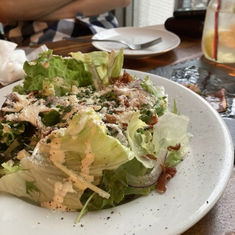 “bakuro”なシーザーサラダ(bakuro COMMON バクロ コモン)