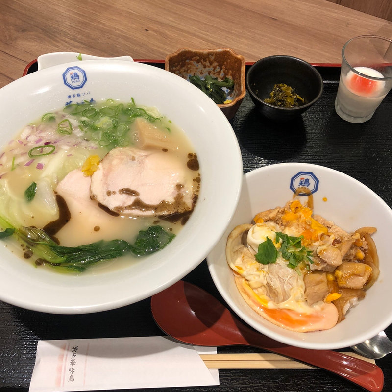 (博多水たき料亭 博多 華味鳥 梅田店)