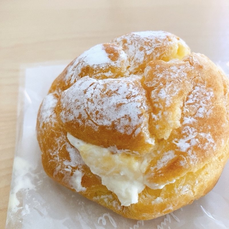 シュークリーム(パティスリー ラ ネージュ （patisserieLA NEIGE）)