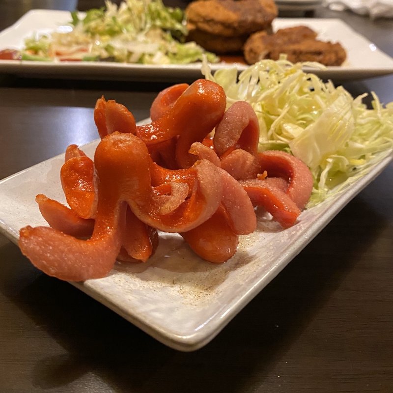 赤ウインナー(大衆酒場 あかし屋)