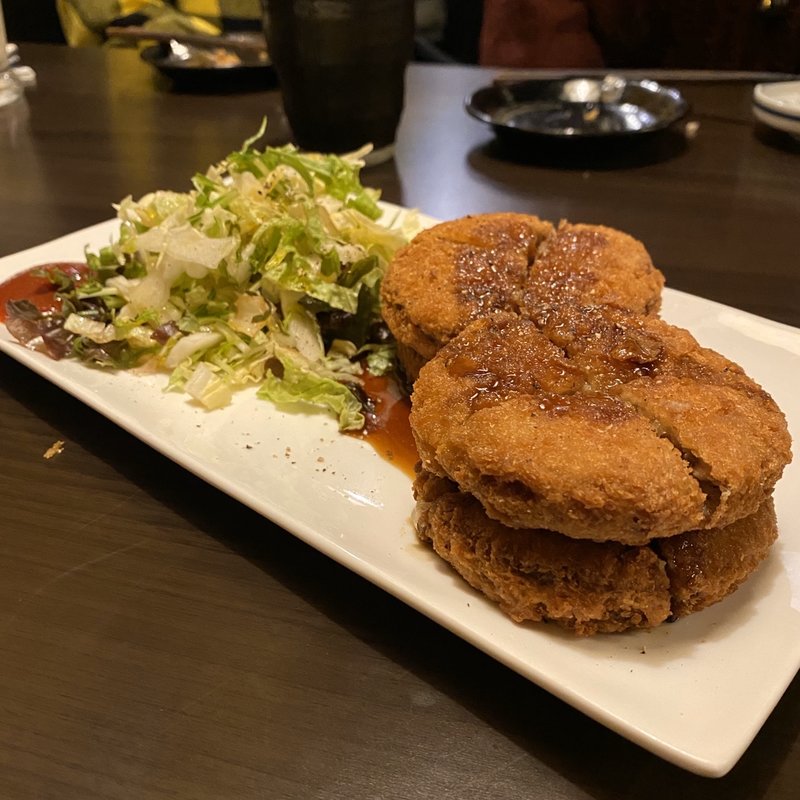 メンチカツ(大衆酒場 あかし屋)