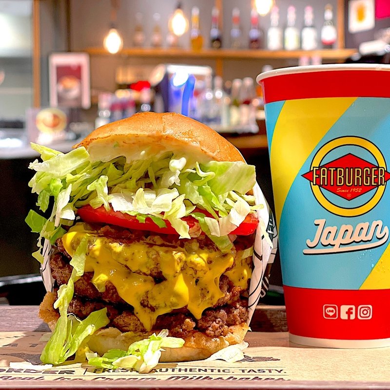 ハンバーガー　トリプル(FATBURGER 渋谷店)