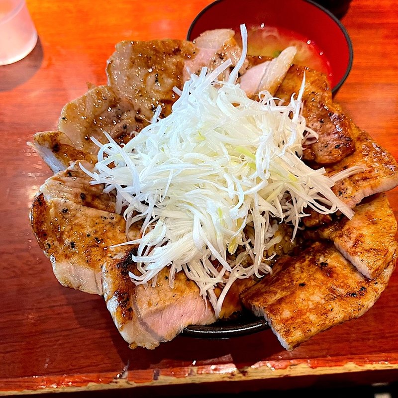 帯広本格豚丼　大(十勝ダイニング 豚っく)