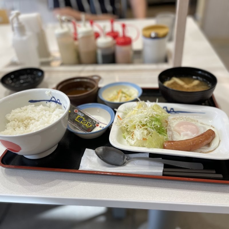 ソーセージエッグ定食ミニカレー(松屋 JR尼崎店 )