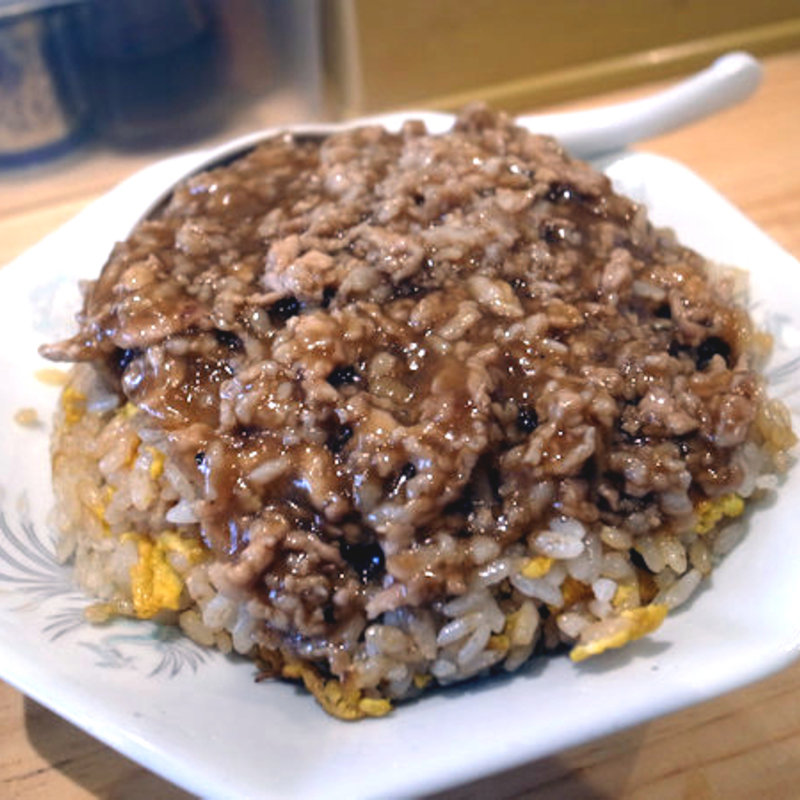 肉燴炒飯(龍栄)