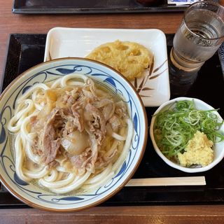 肉うどん大＋れんこん天ぷら(丸亀製麺多摩)