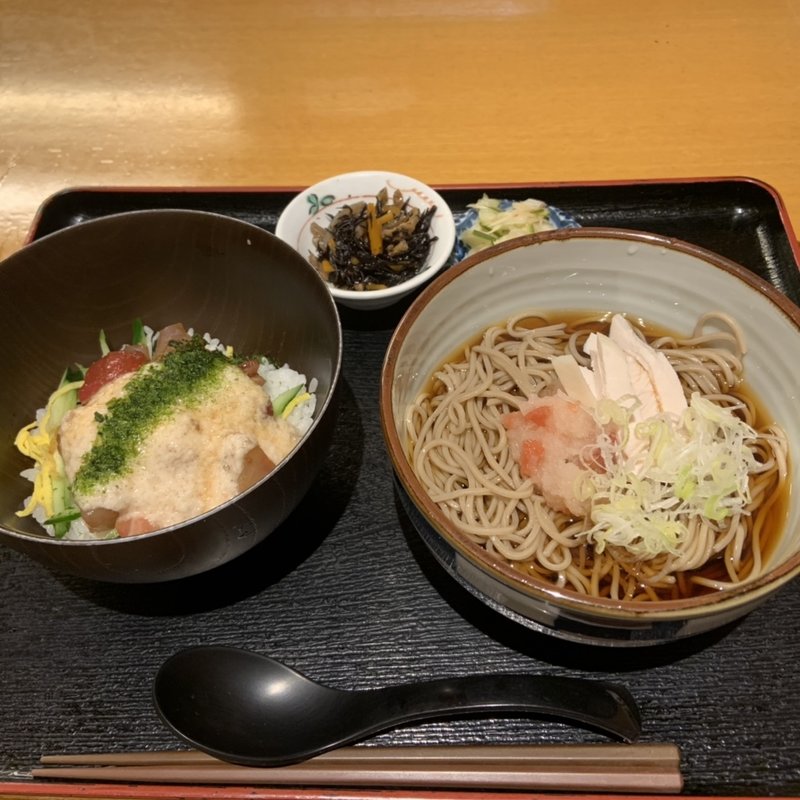 今週の丼セット(日本料理 板前心 菊うら 西新宿)