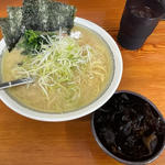 ラーメン(カマリヤ大将)