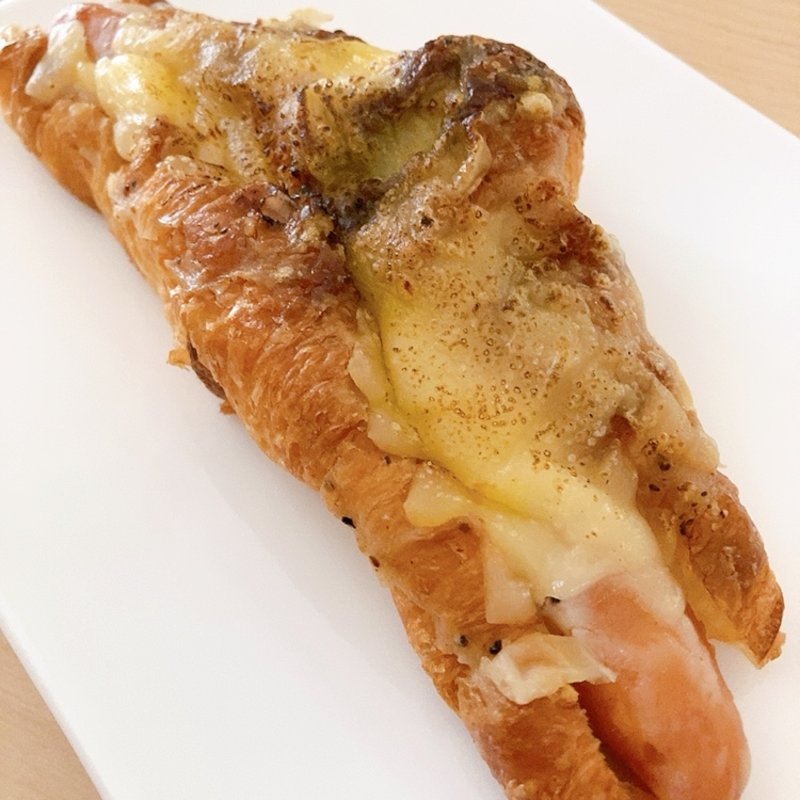 クロワッサンウィンナー(GRIND BAKERY )