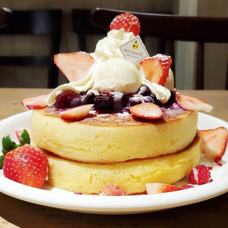 ベリーパンケーキスタンダードサイズ(カフェ アクイーユ 恵比寿)