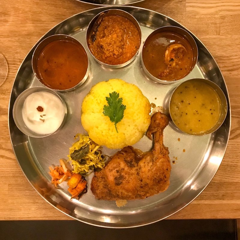 夜のタリカロ・カリープレート(對馬流南インド系辛口料理店タリカロ)