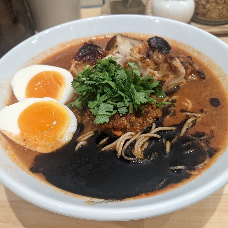 スペシャルチリトマラーメン(鶏ポタラーメンTHANK 大門)