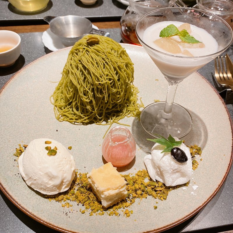 季節のモンブラン　竹　（ピスタチオ・桃）(和栗モンブラン専門店くり松)