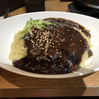 ジャージャー麺(韓の香)