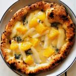 愛媛の柑橘と蜂蜜のクワトロフォルマッジ（冷凍ピザ）(野生のピッツェリアSelvaggio)