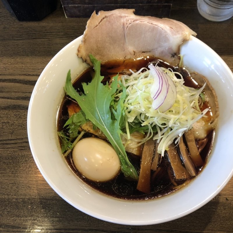 味玉入り黒醤油(麺屋 信成)