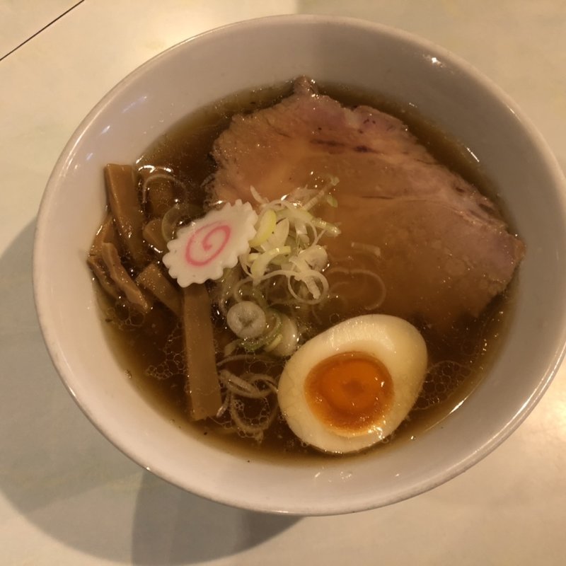 新朝ラーメン(麺絆英)