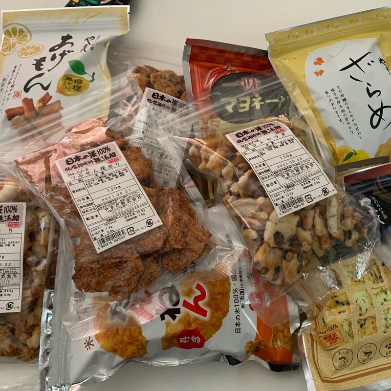 あられ  おかき(やまだあられ)