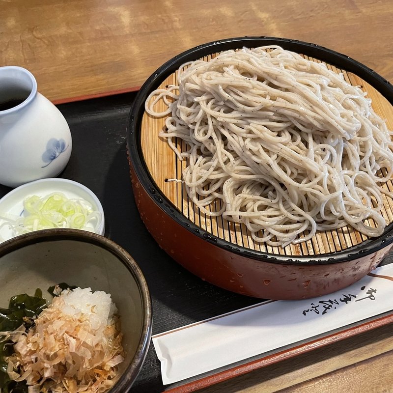 冷やしおろしそば(更科大黒 )