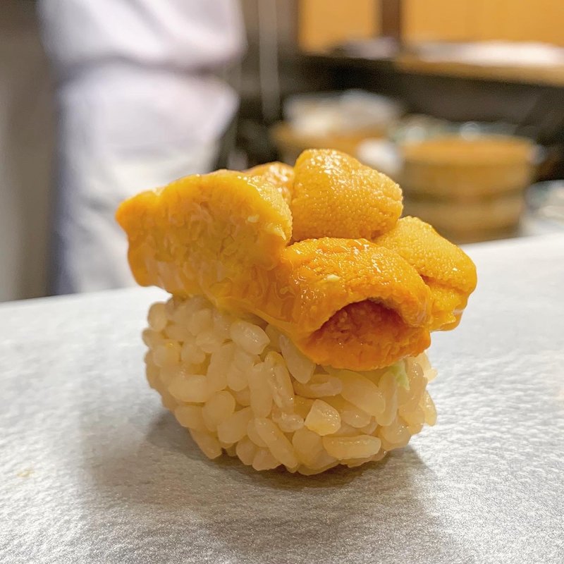 蝦夷バフンウニ(立喰い寿司あきら)