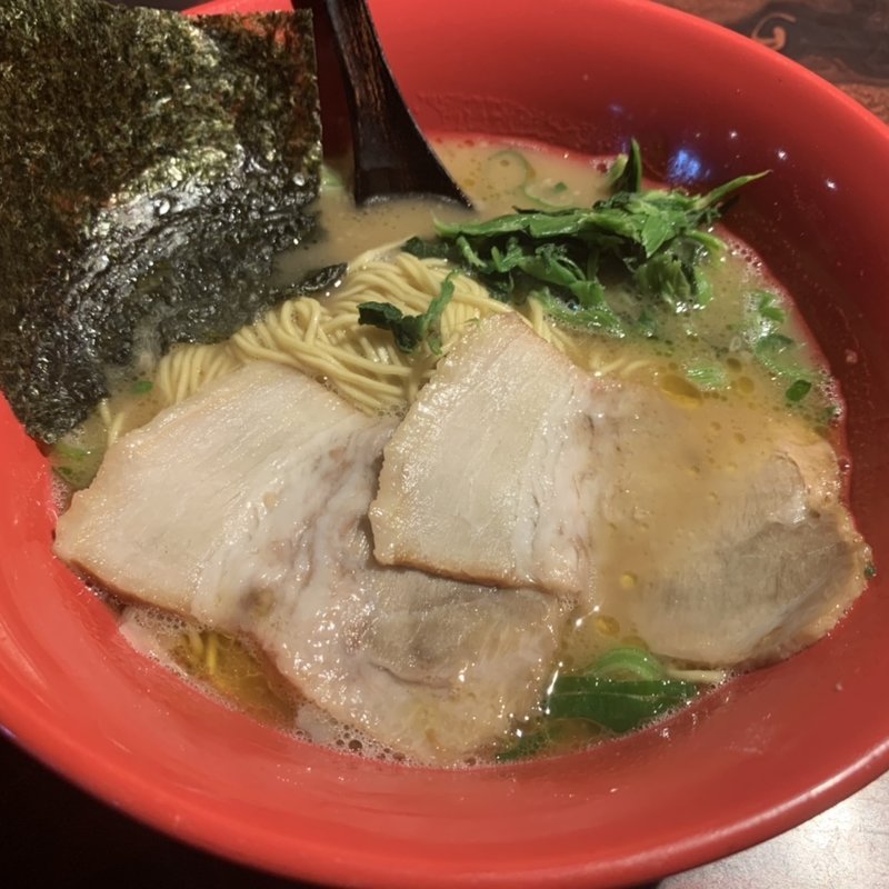 濃厚豚骨らーめん(らーめん椛)