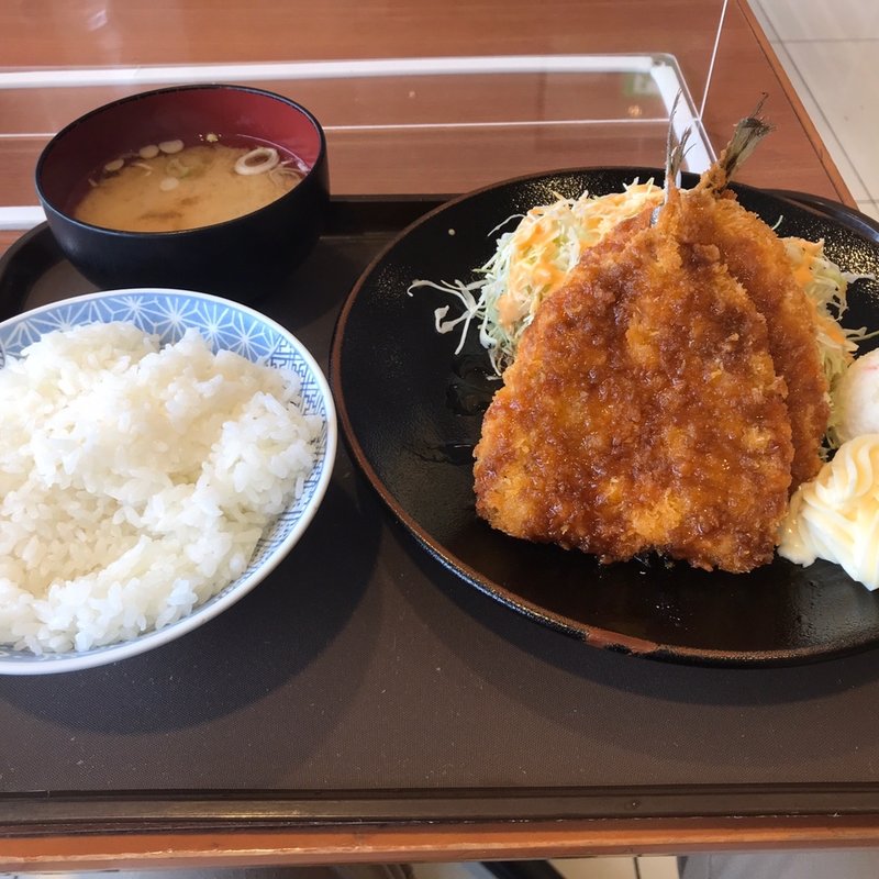 アジフライ定食 ご飯大盛り(港北麺道場)