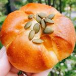 かぼちゃのクリームパン(アールベイカー　みなとみらい)
