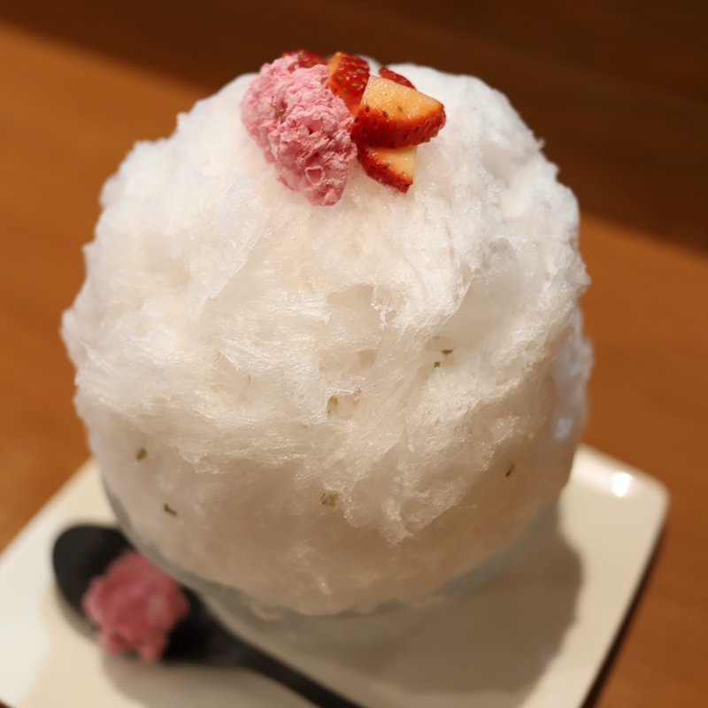 桜スペシャルにいちご(マユール 宮崎台店 )