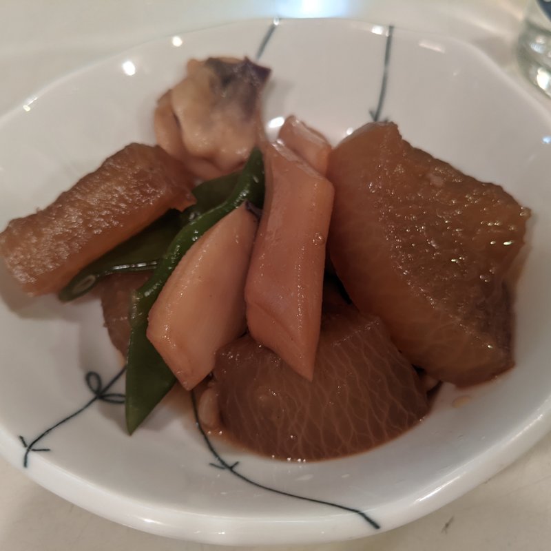 ゲソと大根の煮物(地酒専門店 鈴傳)