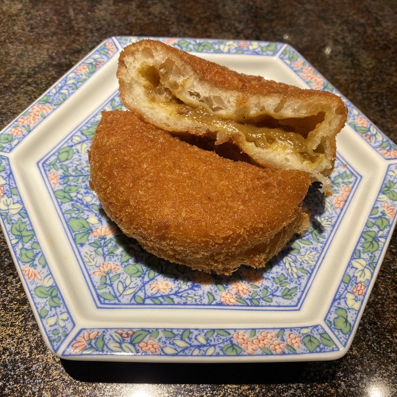 お店で揚げたカレーパン(セブンイレブン)