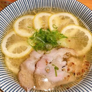 広島レモンの塩ラーメン(出道　鉄砲町店)