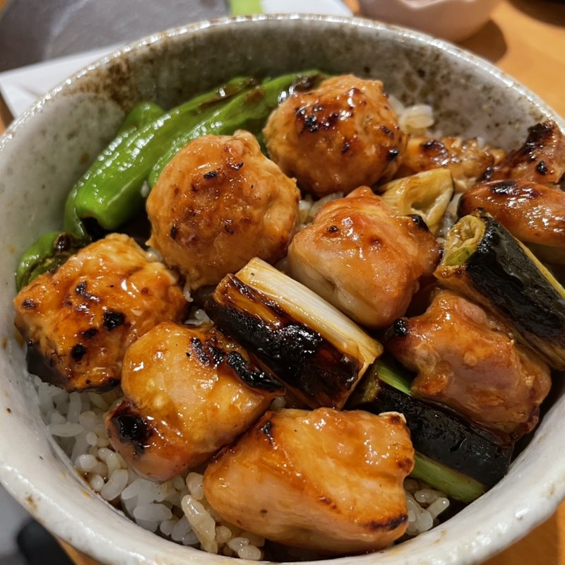 焼鳥丼(酒と飯 トリイチ)
