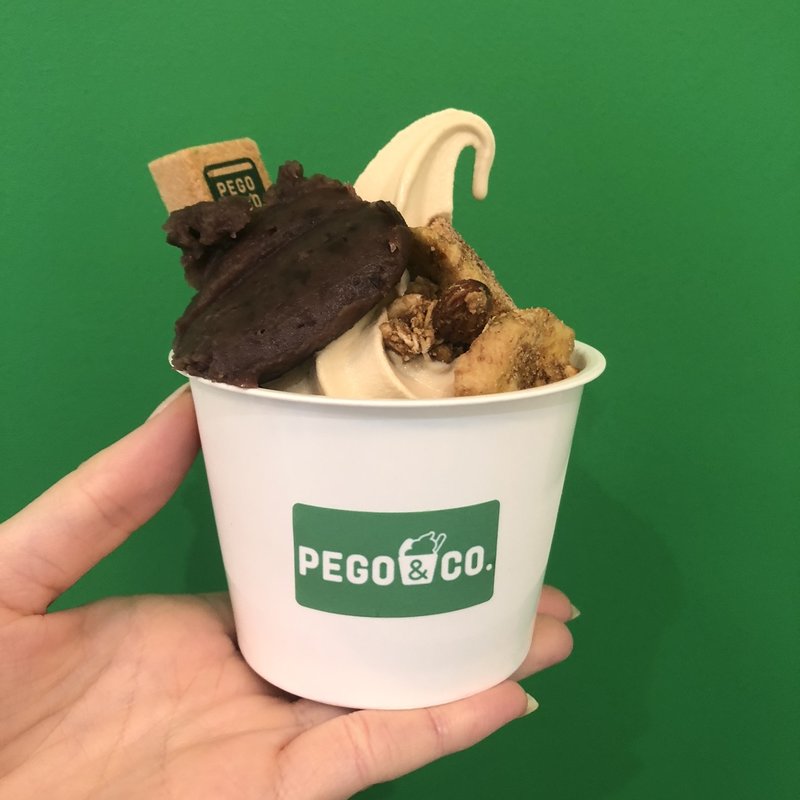 PEGOソフト（バナナキャラメルソフト×つぶしあん×グラノーラ）(PEGO＆CO. 世田谷店（ペゴあんこ せたがやてん）)