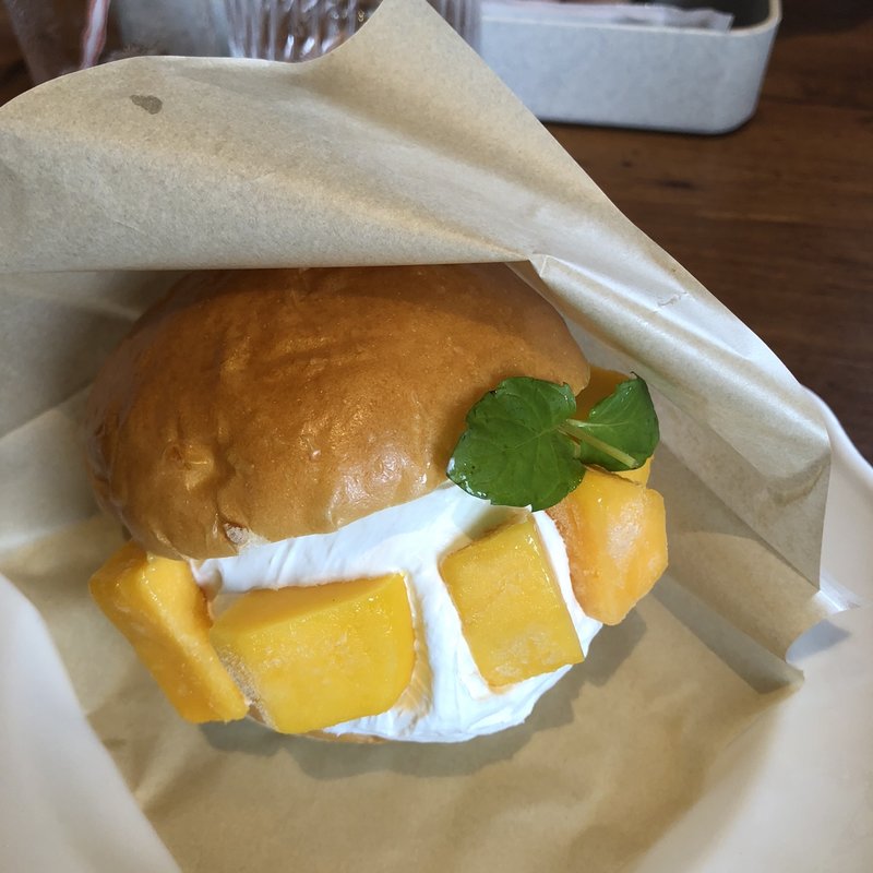 マリトッツオ（マンゴー）(ジョリーパスタ　福岡中尾店)