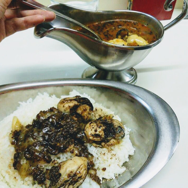 オイスターゴッド（カレーたまご、焼茄子トッピング）(かれーの店 うどん)