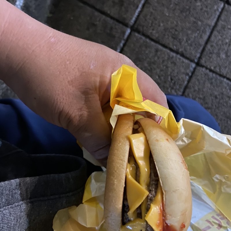 トリチ(マクドナルド　神田小川町店)