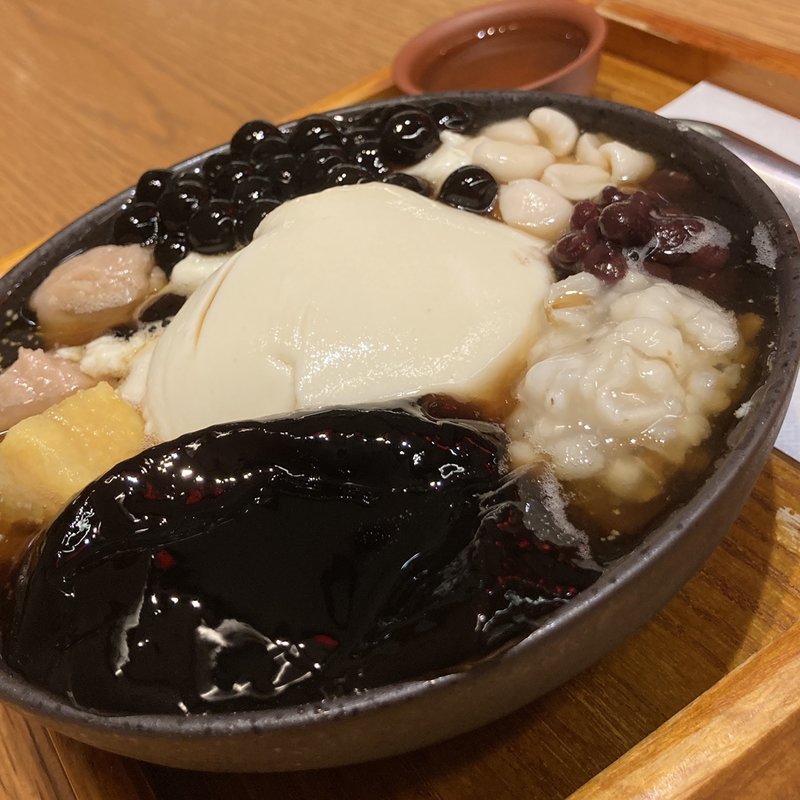 綜合豆花(台湾甜商店)