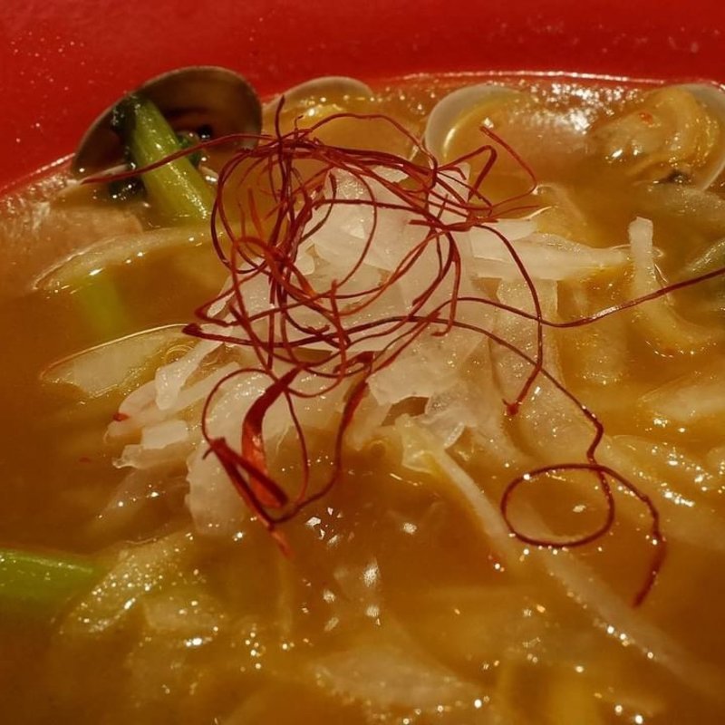 コク旨アサリの味噌うどん(うどん居酒屋 江戸堀)