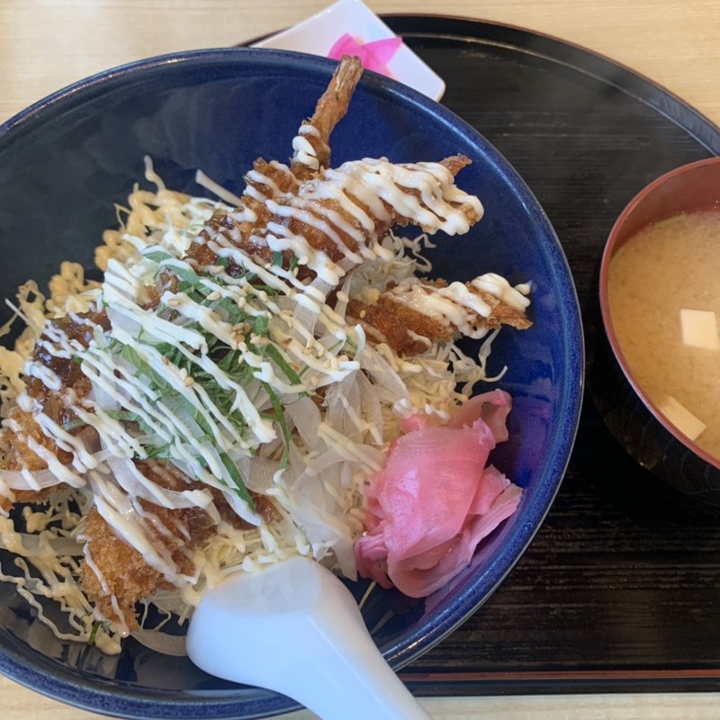 海老プリ丼(お食事処・中華料理ときわ)