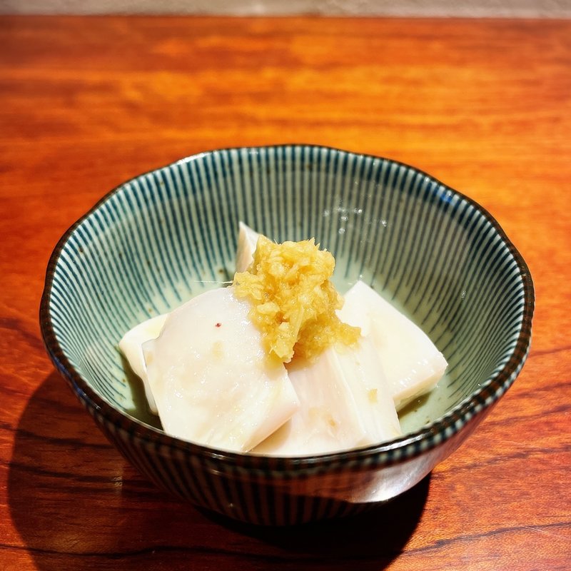 タコの頭の刺身( 灼味噌らーめん 八堂八（やどや）)