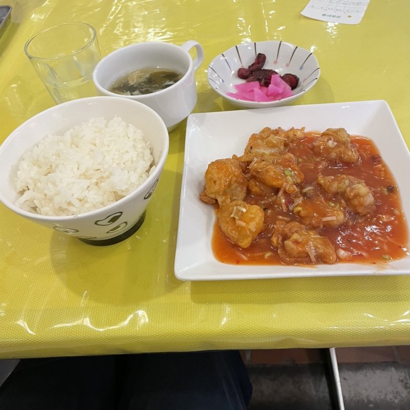 エビチリ定食(イタミとりたま食堂)