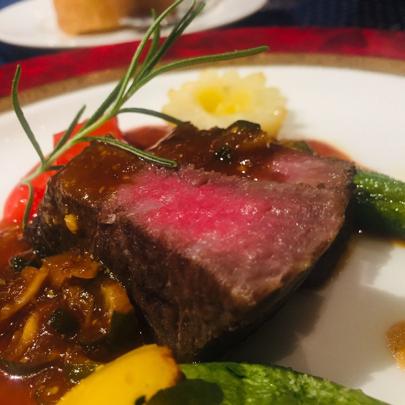 尾崎牛のグリルw/ピカントソース(フランス厨房 旬彩 中央駅店 )