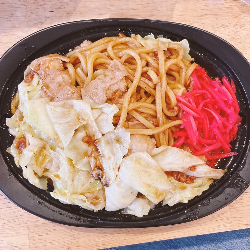 なにわ太麺　牛ホルモン焼きそば(屋台焼きそば　三代目なにわ軒　浅草店)
