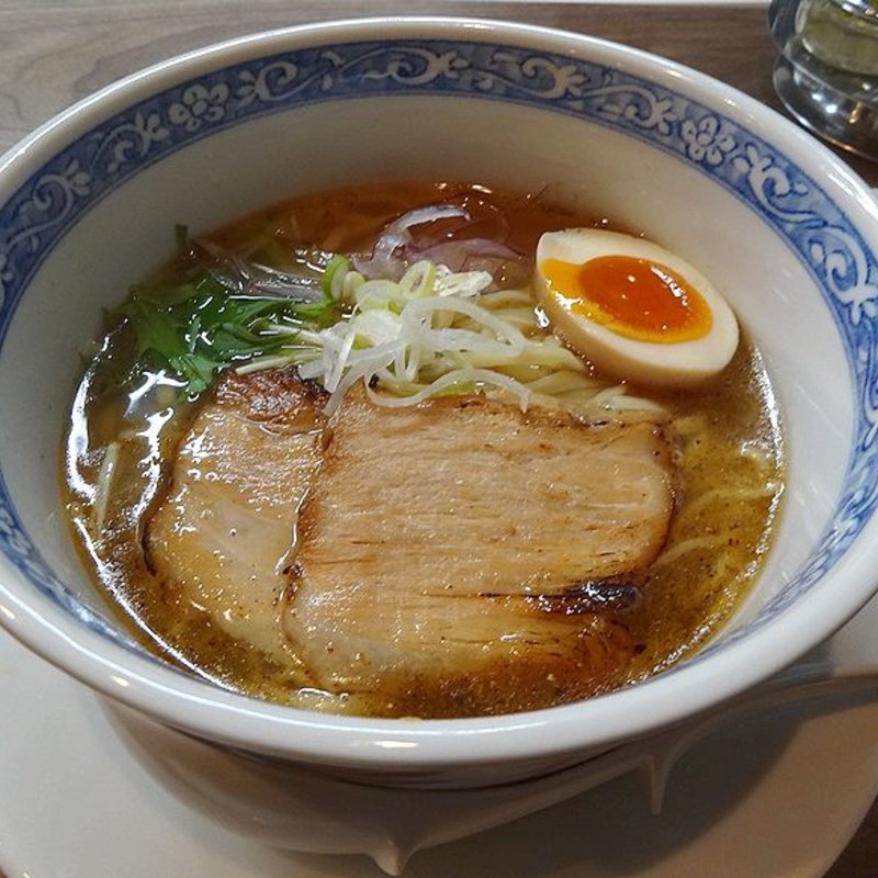 7種の魚介 塩そば(鶏白湯そば 彌)