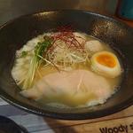 濃厚鶏塩ラーメン(麺霞(MENKA))