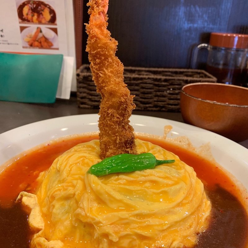 Cオムライスと海老フライデミチリソース(洋食亭おおはし)