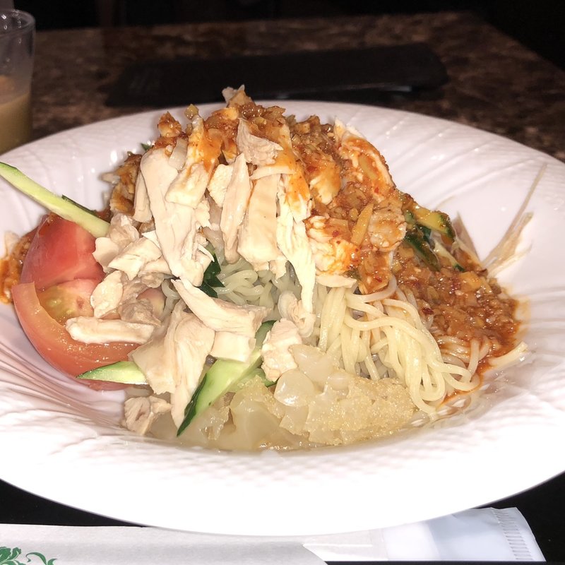 蒸し鶏の四川風胡麻ダレ冷やしそば(蘭蘭酒家)